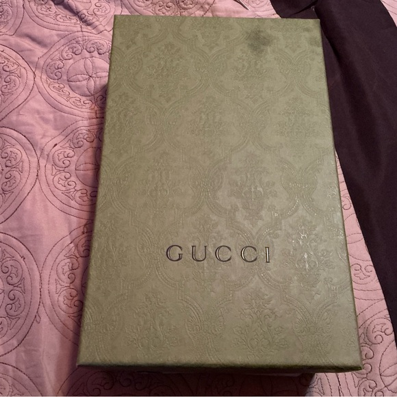 Gucci GG marmont espadrille slides comes in original box wore 3 to 4 times. - Picture 2 of 7